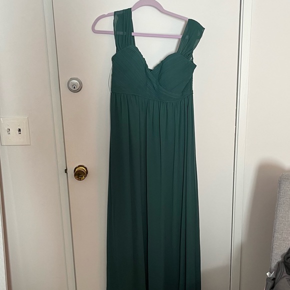 Forest Green Off Shoulder Chiffon Maxi Maternity Dress - Picture 2 of 8